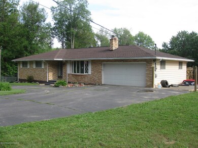 10 Foster Ave, Harveys Lake, PA 18618 - photo 2