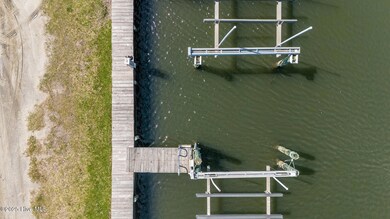 325 BAYVIEW SLIP #5 (2)