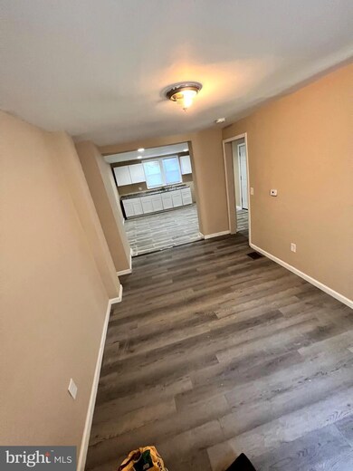 3031 Alabama Rd, Camden, NJ 08104 - photo 2