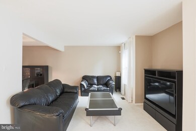 9 Hunting Horn Ct, Reisterstown, MD 21136 - photo 5