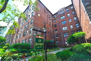 105 Garth Rd unit 2C, Scarsdale, NY 10583 - photo 2