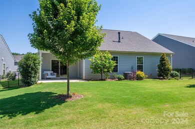 249 Barberry Dr, Belmont, NC 28012 - photo 6