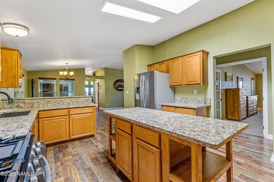 2318 E Hoctor Rd Williams-39