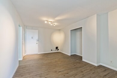 10 Huron Ave unit 10J, Jersey City, NJ 07306 - photo 5