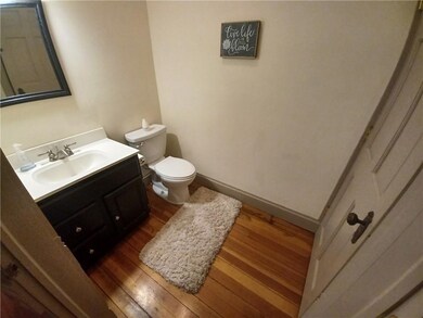 118 Central Ave E, Clarion, IA 50525 - photo 5