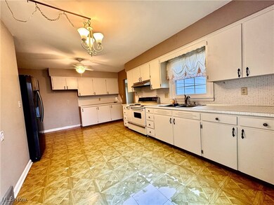 2824 Tallmadge Rd, Ravenna, OH 44266 - photo 7