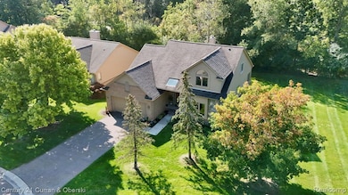 7065 Deerwood Trail unit 27, West Bloomfield, MI 48323 - photo 5