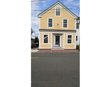 127 Water St unit 1, Newburyport, MA 01950 - photo 5