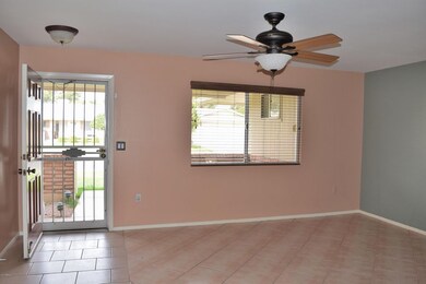 10721 W Hatcher Rd unit 73, Sun City, AZ 85351 - photo 4