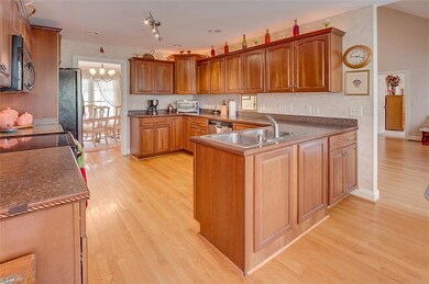 2354 Hickory Forest Dr, Asheboro, NC 27203 - photo 7