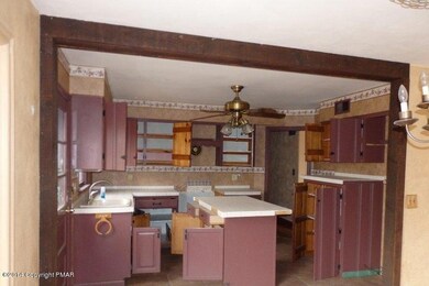 721 Avenue B, Stroudsburg, PA 18360 - photo 5