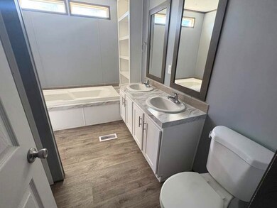 8105 Lazy Ln, Spring, TX 77389 - photo 6