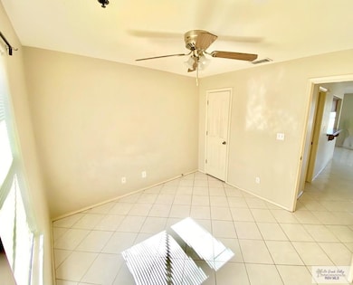 300 S Arroyo Blvd unit 6, Los Fresnos, TX 78566 - photo 4