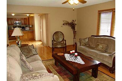 4516 49th Place, Des Moines, IA 50310 - photo 2