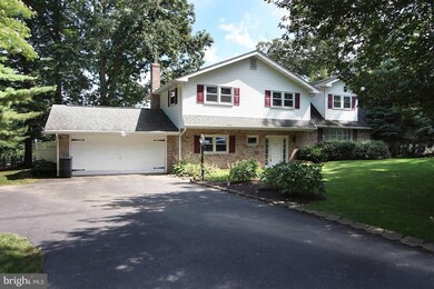 6 Lehoy Forest Dr, Leola, PA 17540 - photo 2