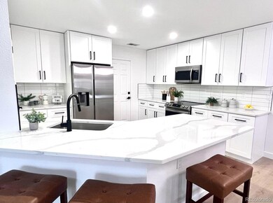 5360 S Picadilly Ct, Aurora, CO 80015 - photo 2