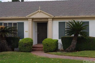 The front entry detail is great!

