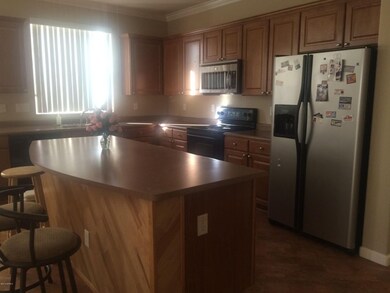 Kitchen with Breakfast Bar