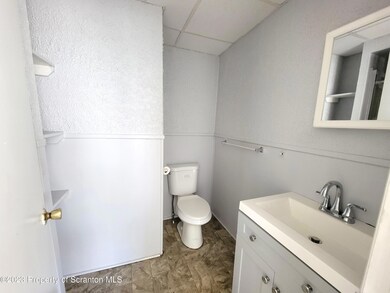 922 S Webster Ave, Scranton, PA 18505 - photo 6