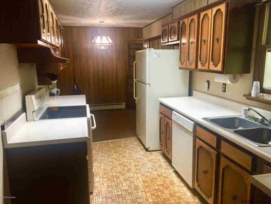 21 Harris Rd, Corinth, NY 12822 - photo 3