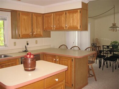 17 Hemlock St, Rockland, MA 02370 - photo 3