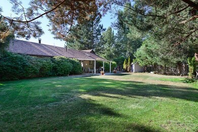 61300 Victory Loop, Bend, OR 97702 - photo 2