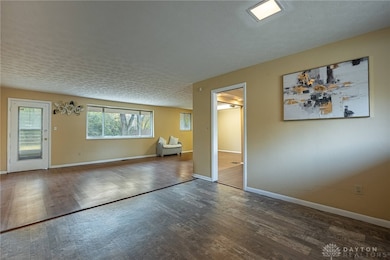 808 Macmillan Dr, Dayton, OH 45426 - photo 3