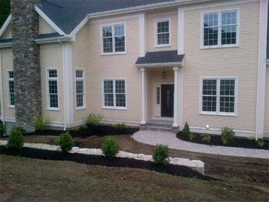 75 Clubhouse Way unit 66, Sutton, MA 01590 - photo 4