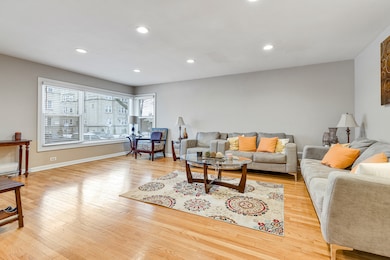 6319 N Albany Ave, Chicago, IL 60659 - photo 3