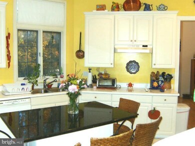 18003 Barleycorn Way, Germantown, MD 20874 - photo 3