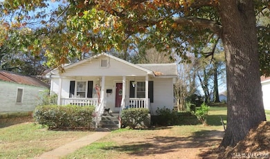 529 Whitaker St, Roanoke Rapids, NC 27870 - photo 3