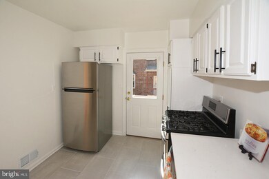 120 E Taylor Run Pkwy, Alexandria, VA 22314 - photo 6