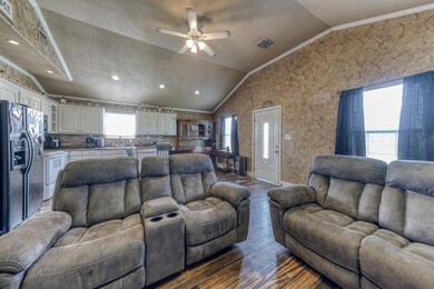 120 Teresa Ct, Granbury, TX 76049 - photo 7