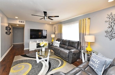 6200 W Tidwell Rd unit 2003, Houston, TX 77092 - photo 4