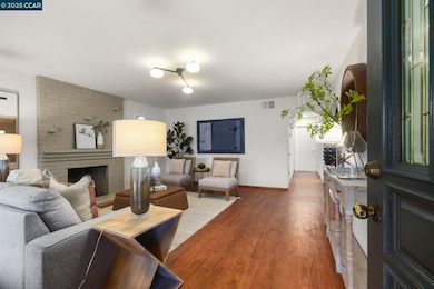 1867 Toyon Dr, Concord, CA 94520 - photo 3