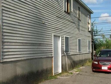 14 Avalon St, Revere, MA 02151 - photo 2