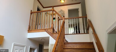 9271 Crescent Ln, La Plata, MD 20646 - photo 3