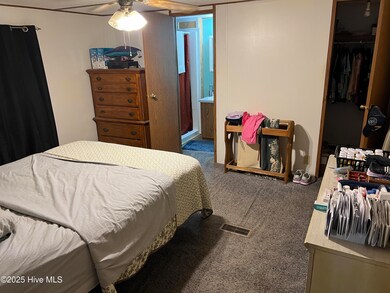 471 Ball Park Rd, Lumberton, NC 28358 - photo 5