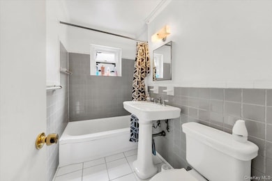 1879 Crompond Rd unit G10, Peekskill, NY 10566 - photo 2