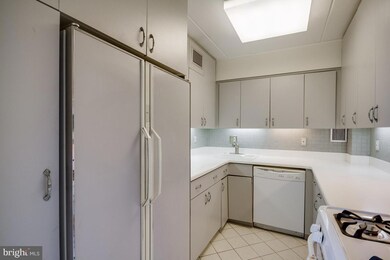 2610 Indian Dr unit 1D, Alexandria, VA 22303 - photo 4