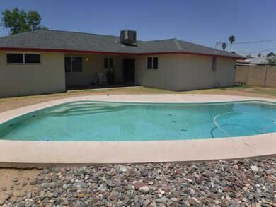 Diving pool