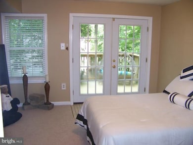 4668 Timber Ridge Dr, Dumfries, VA 22025 - photo 5