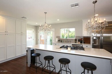 Kitchen-Island Bar