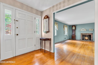 Spacious Foyer