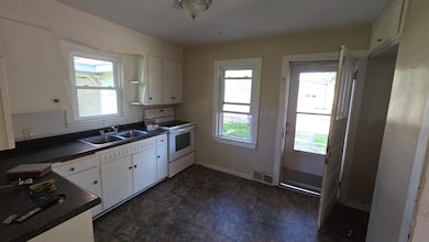 209 W Euclid Ave, Barron, WI 54812 - photo 6