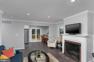 11 Saint Timothys Ln, Catonsville, MD 21228 - photo 4