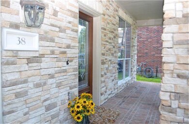 38 Montfair Park Cir, Spring, TX 77382 - photo 3
