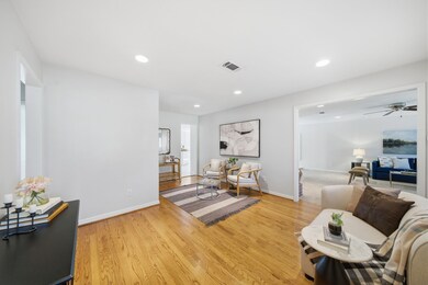 6335 Waltway Dr, Houston, TX 77008 - photo 4