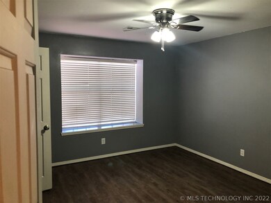 6203 S Cedar Place, Broken Arrow, OK 74011 - photo 6