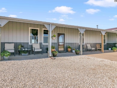 21302 NW 36th St, Burrton, KS 67020 - photo 4